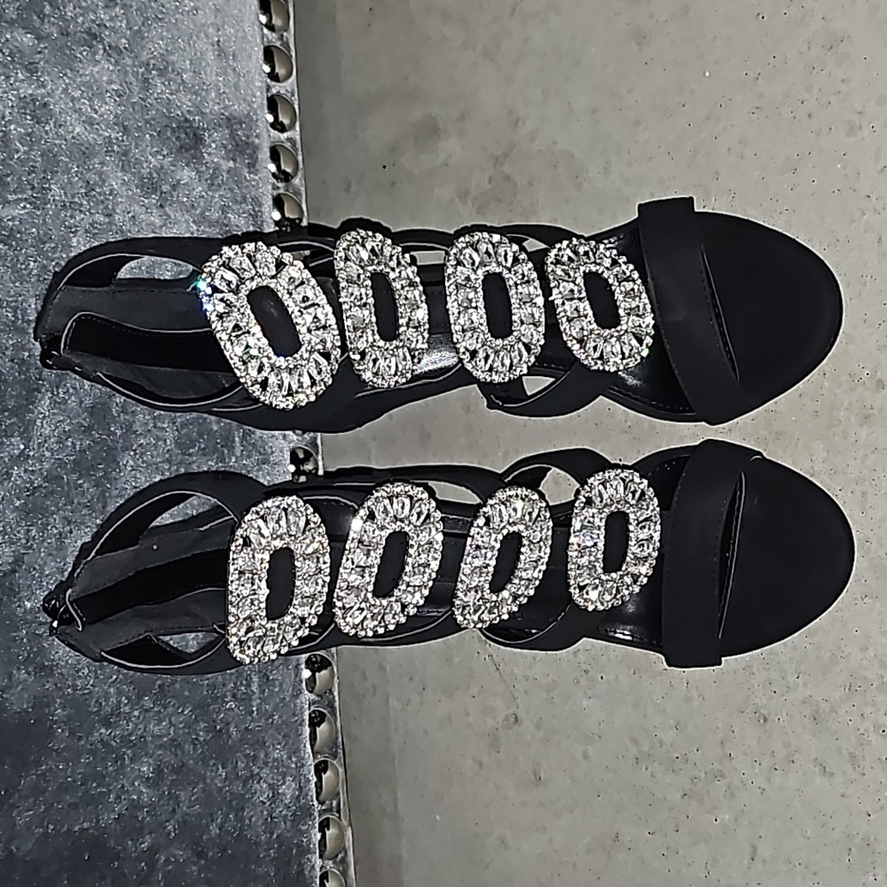 Beautiful Black Faux Suede Strap with Oval Stones in front Design Heels